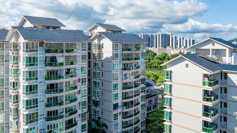 China lanza nuevas medidas para estabilizar el mercado inmobiliario 🏠 China_lanza_nuevas_medidas_para_estabilizar_el_mercado_inmobiliario__