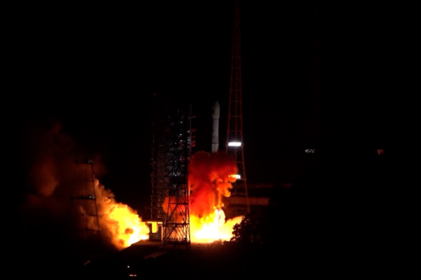 🚀 ¡China lanza un nuevo satélite de internet de alta órbita al espacio! ___China_lanza_un_nuevo_sate_lite_de_internet_de_alta_o_rbita_al_espacio_ video poster