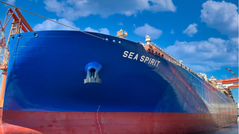 China_lanza_un_nuevo_y_masivo_transportador_de_GNL_desde_Dalian__