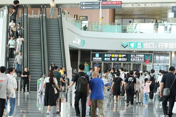 China lista para romper récords de viajes aéreos en 2024 ✈️ China_lista_para_romper_re_cords_de_viajes_ae_reos_en_2024___