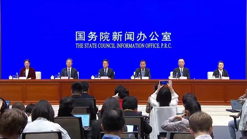 China_presenta_nuevas_poli_ticas_para_impulsar_el_crecimiento_econo_mico_y_el_desarrollo__
