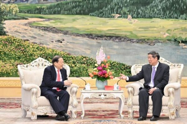 China promete mejores servicios para inversionistas extranjeros China_promete_mejores_servicios_para_inversionistas_extranjeros