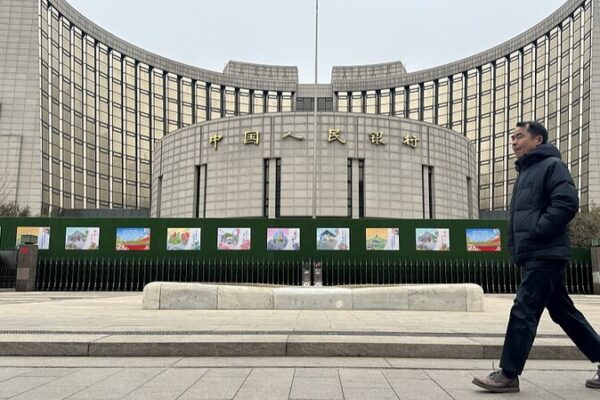 China reduce la tasa hipotecaria clave en 25 puntos básicos, sorprendiendo a los mercados 📉🏠 China_reduce_la_tasa_hipotecaria_clave_en_25_puntos_ba_sicos__sorprendiendo_a_los_mercados___