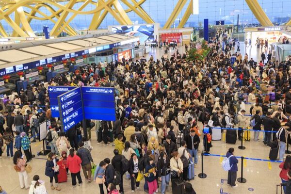 China_registra_ma_s_de_7_2_mil_millones_de_viajes_durante_el_rush_del_Festival_de_Primavera__
