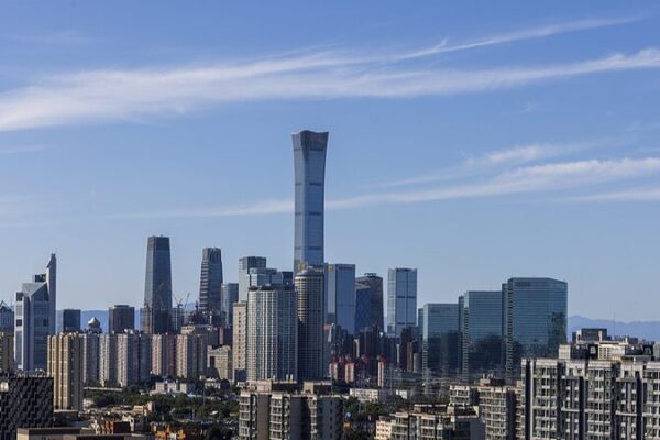 China se abre: Nuevas reglas para los inversionistas extranjeros en empresas cotizadas 🚀 China_se_abre__Nuevas_reglas_para_los_inversionistas_extranjeros_en_empresas_cotizadas__