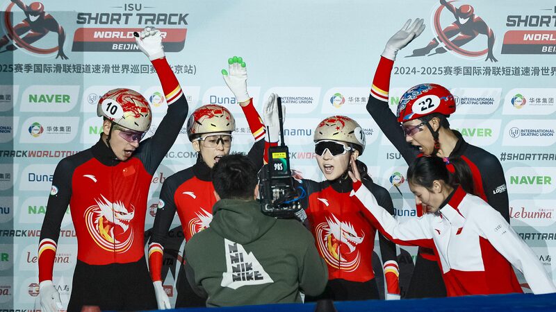 China_se_lleva_dos_oros_en_el_u_ltimo_di_a_de_la_gira_ISU_de_Short_Track_en_Peki_n___