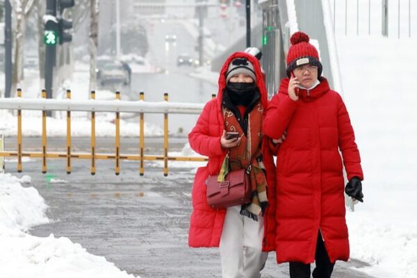 China se prepara para tormentas de nieve épicas: alerta azul emitida para Hunan y Jiangxi ❄️ China_se_prepara_para_tormentas_de_nieve_e_picas__alerta_azul_emitida_para_Hunan_y_Jiangxi___