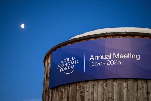 China se roba el protagonismo en Davos 2025 🌟 China_se_roba_el_protagonismo_en_Davos_2025__