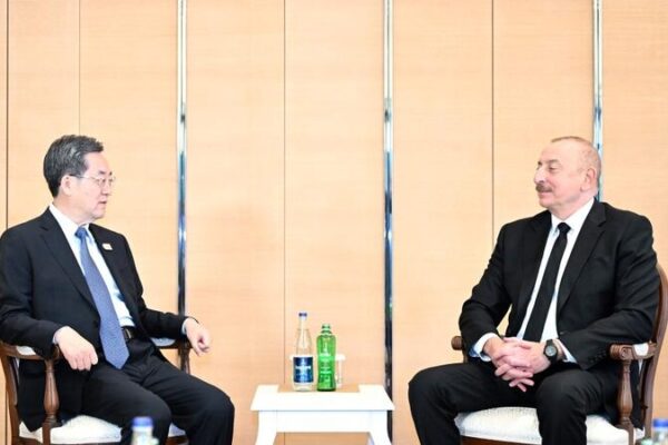 China_y_Azerbaiya_n_fortalecen_lazos__Ding_Xuexiang_se_reu_ne_con_Aliyev_en_Baku______