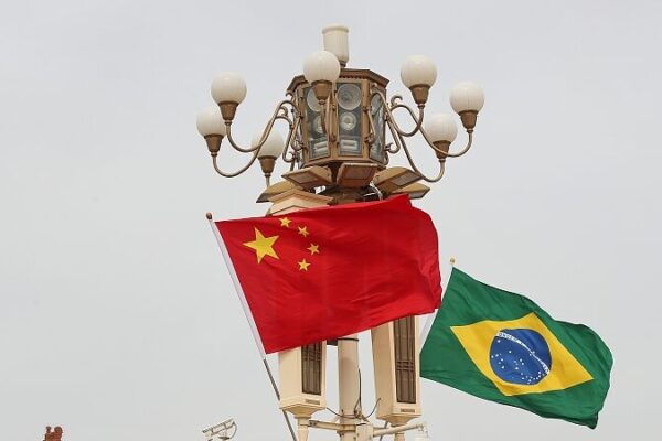 China y Brasil: Liderando la lucha global contra el hambre y la pobreza 🌎✊ China_y_Brasil__Liderando_la_lucha_global_contra_el_hambre_y_la_pobreza___