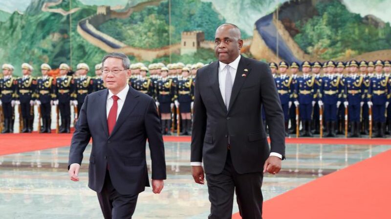 China_y_Dominica_celebran_20_an_os_de_amistad_con_nuevos_acuerdos__