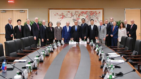 China_y_EE_UU____Seamos_amigos__no_rivales___dice_el_Ministro_de_Relaciones_Exteriores______