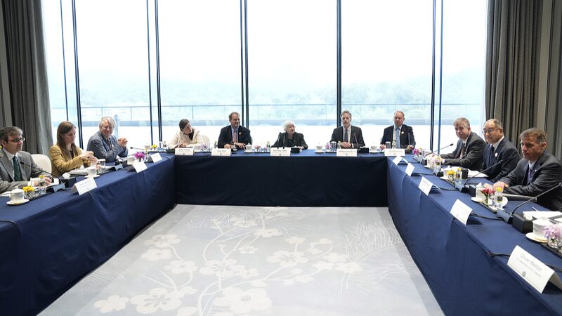 China_y_EE__UU__fortalecen_lazos_econo_micos__He_Lifeng_se_reu_ne_con_Janet_Yellen__