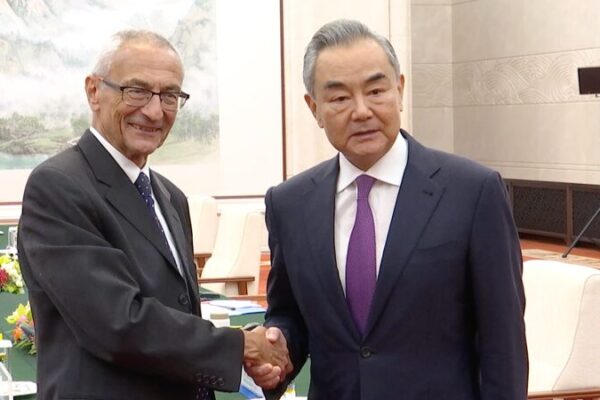 ¡China y EE. UU. unen fuerzas contra el cambio climático! 🌍 _China_y_EE__UU__unen_fuerzas_contra_el_cambio_clima_tico___