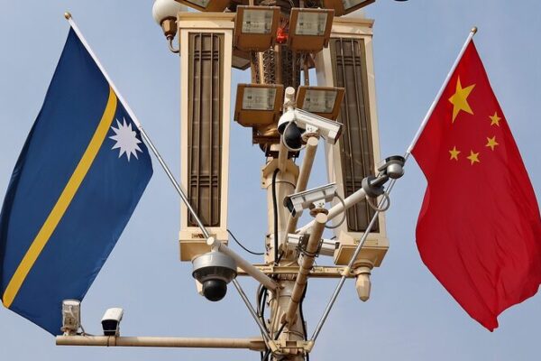 China_y_Nauru_Fortalecen_Lazos_en_Reunio_n_en_Beijing