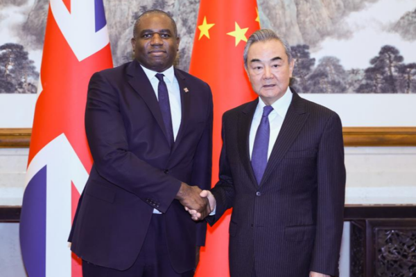 China_y_Reino_Unido_se_renuevan__un_nuevo_comienzo_para_las_relaciones_bilaterales__