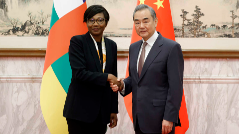 China_y_Repu_blica_Centroafricana_Fortalecen_Lazos_para_un_Futuro_Brillante__
