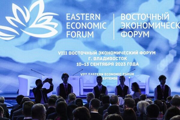 ¡China y Rusia fortalecen sus lazos en el 8º Foro Económico Oriental! 🌐🤝 _China_y_Rusia_fortalecen_sus_lazos_en_el_8o_Foro_Econo_mico_Oriental____