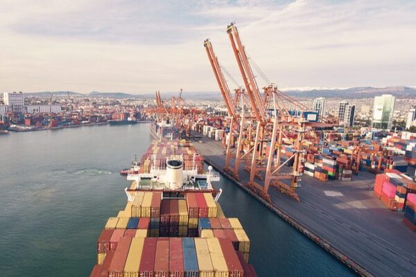 ¡China y Suiza Inician Conversaciones para Mejorar su Acuerdo de Libre Comercio! 🚀 _China_y_Suiza_Inician_Conversaciones_para_Mejorar_su_Acuerdo_de_Libre_Comercio___