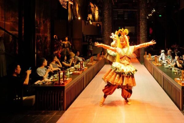 ¡Choque de Danzas Tradicionales y Comida: Comienza el Festival de Primavera en China! 🎉 _Choque_de_Danzas_Tradicionales_y_Comida__Comienza_el_Festival_de_Primavera_en_China___ video poster