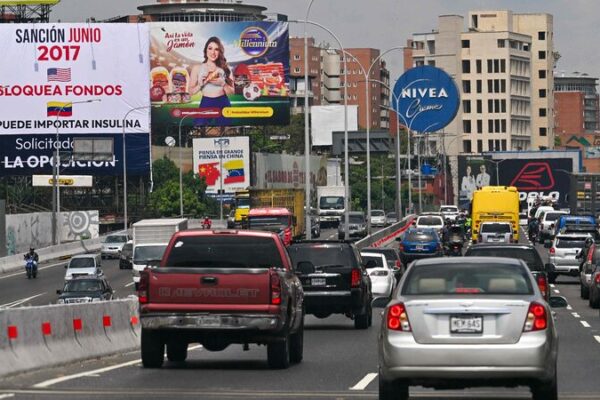 Cientos_de_abogados_piden_a_EE_UU__poner_fin_a_sanciones_econo_micas_unilaterales