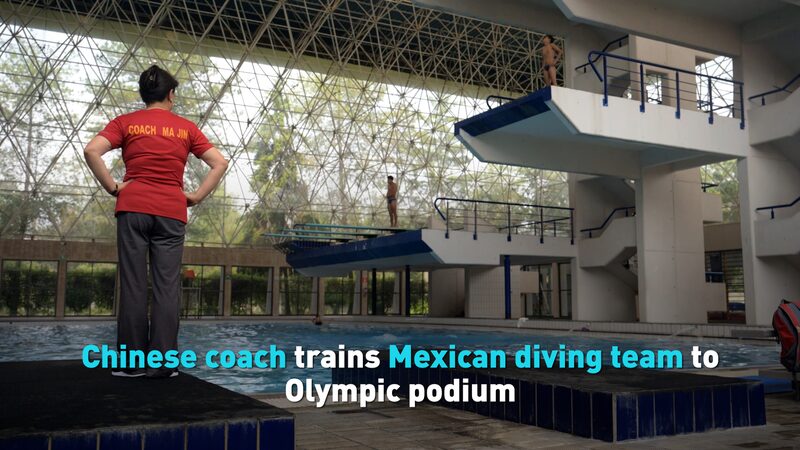 Clavadistas_mexicanos_alcanzan_la_gloria_oli_mpica_con_la_gui_a_de_un_entrenador_chino video poster