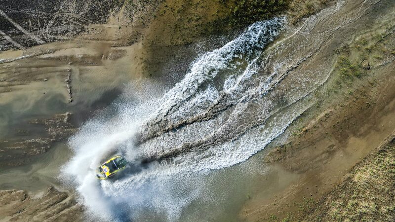 Co_mo_el_Desierto_de_Xinjiang_se_Convirtio__en_un_Especta_culo_de_Rally_de_Clase_Mundial