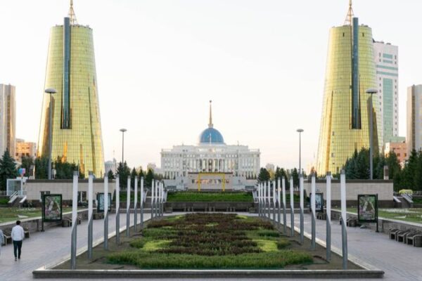 Cobertura_en_Vivo__Visita_de_Estado_del_Presidente_Chino_Xi_Jinping_a_Kazajista_n video poster
