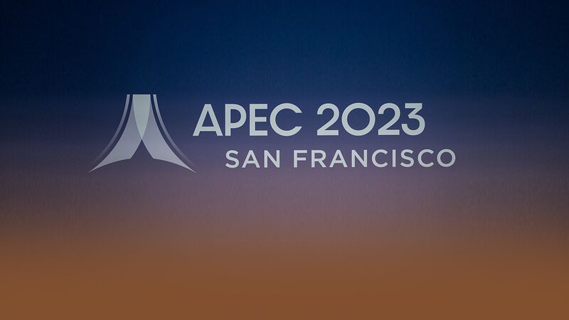 Cobertura_en_Vivo___Comienza_el_Retiro_de_Li_deres_Econo_micos_de_APEC_en_San_Francisco_ video poster
