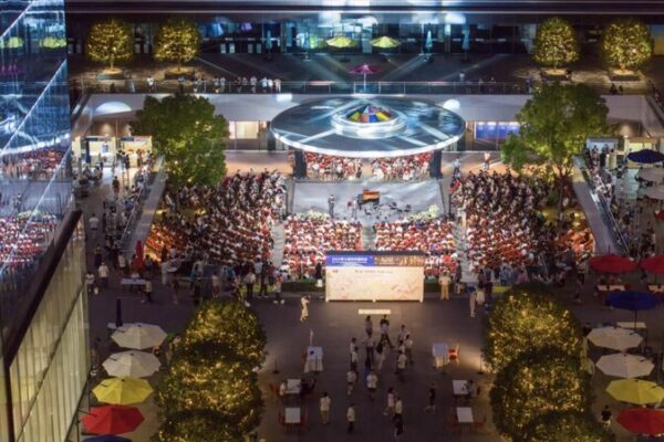Concierto celebra 50 años de amistad entre China y Malasia 🎶 Concierto_celebra_50_an_os_de_amistad_entre_China_y_Malasia__