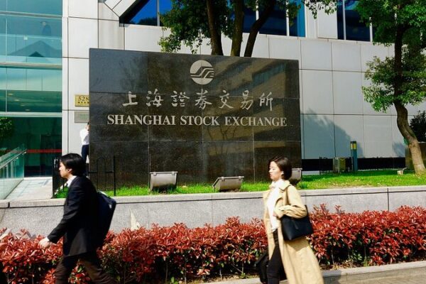 Conexión Bursátil Shanghái-Hong Kong: Una Década Uniendo Mercados Globales Conexio_n_Bursa_til_Shangha_i_Hong_Kong__Una_De_cada_Uniendo_Mercados_Globales