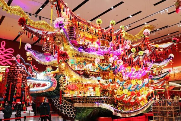 Conoce al Dragón de Joyería: El Legado Luminoso de China Iluminando el Festival de los Faroles Conoce_al_Drago_n_de_Joyeri_a__El_Legado_Luminoso_de_China_Iluminando_el_Festival_de_los_Faroles