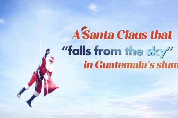 Conoce al Santa Claus de la vida real en Guatemala que cae del cielo Conoce_al_Santa_Claus_de_la_vida_real_en_Guatemala_que_cae_del_cielo video poster