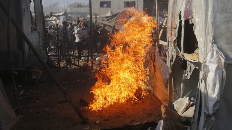 Continu_an_los_ataques_en_Gaza_y_Li_bano_mientras_se_acerca_el_plazo_de_ayuda_del_mie_rcoles