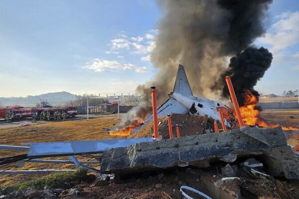 Corea del Sur lamenta mientras accidente aéreo de Jeju Air cobra 151 vidas 😢 Corea_del_Sur_lamenta_mientras_accidente_ae_reo_de_Jeju_Air_cobra_151_vidas__