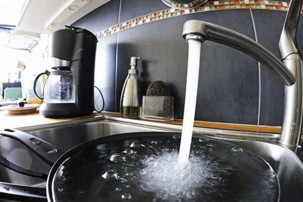 ___Cuidado__Un_desinfectante_comu_n_del_agua_podri_a_ser_to_xico