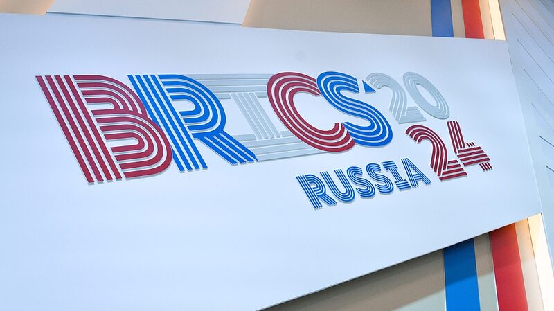 Cumbre_BRICS_2024_En_Vivo__Kaza_n_Recibe_a_Li_deres_Globales___ video poster