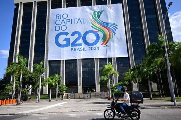 Cumbre_del_G20_en_Ri_o__Li_deres_Mundiales_se_Unen_para_Combatir_el_Hambre_y_la_Pobreza___ video poster