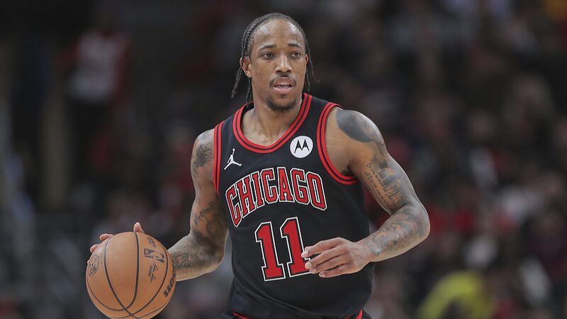 DeMar_DeRozan_se_une_a_los_Kings_en_un_intercambio_masivo_entre_varios_equipos
