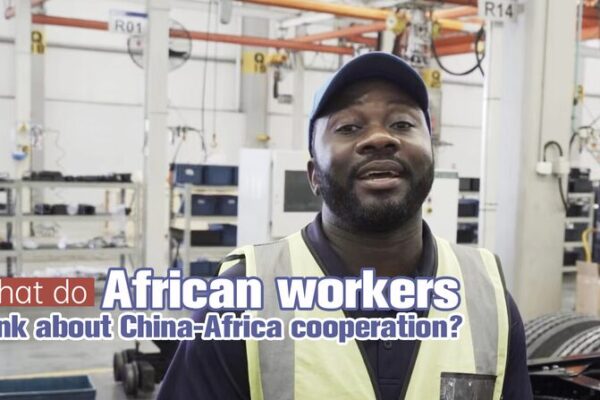 De_A_frica_al_mundo__Co_mo_trabajar_en_una_empresa_china_abrio__sus_mentes___ video poster