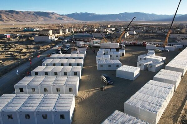De Carpas a Hogares: Reasentamiento Trae Esperanza Después del Terremoto en Xizang De_Carpas_a_Hogares__Reasentamiento_Trae_Esperanza_Despue_s_del_Terremoto_en_Xizang