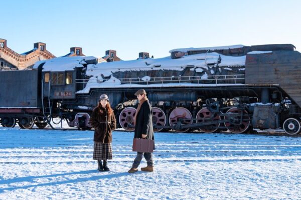 Deposito Histórico de Locomotoras en Heilongjiang se Convierte en Atracción Invernal 🌨️🚂 Deposito_Histo_rico_de_Locomotoras_en_Heilongjiang_se_Convierte_en_Atraccio_n_Invernal____