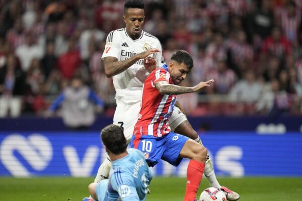 Derbi_drama_tico___Atletico_iguala_al_final_contra_Real_Madrid_en_un_choque_tenso_____