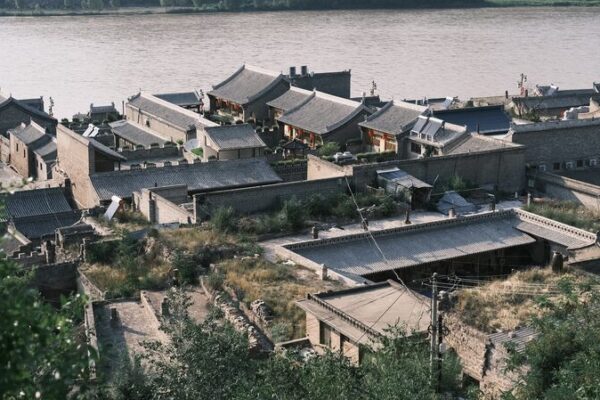 Descubre_Qikou__La_Joya_Oculta_de_China_a_Orillas_del_Ri_o_Amarillo__