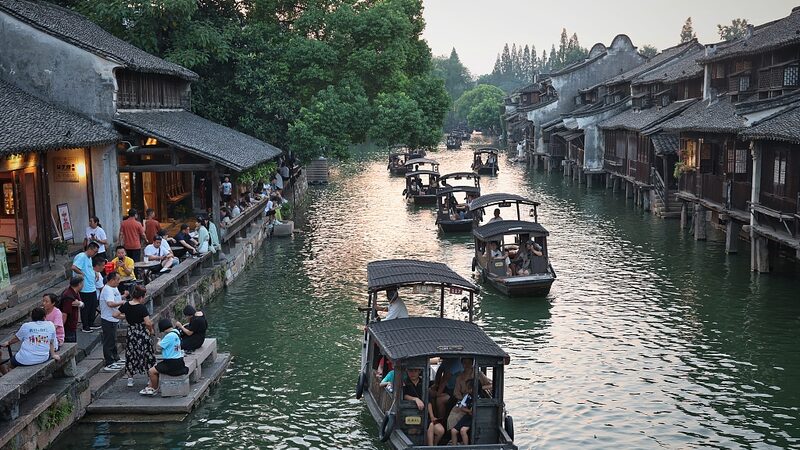 Descubre_Wuzhen__La_intemporal_ciudad_de_agua_de_China___ video poster