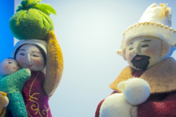 Descubre_el_Bordado_Kazajo__Vibrante_Arte_Folclo_rico_de_Xinjiang__China