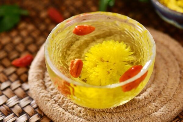 Descubre el Encanto del Té de Crisantemo: La Infusión Favorita de China 🌼 Descubre_el_Encanto_del_Te__de_Crisantemo__La_Infusio_n_Favorita_de_China__