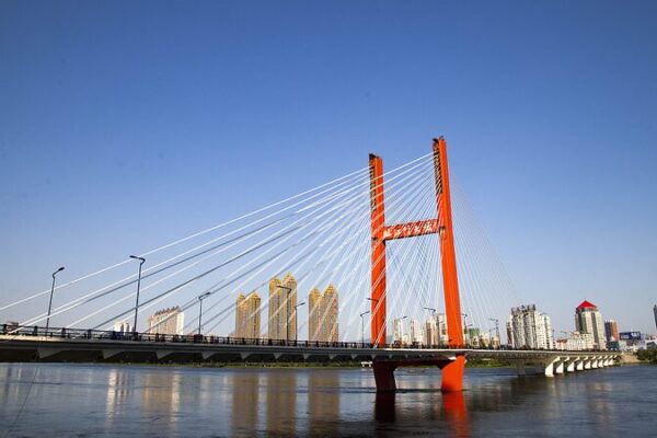 Descubre_el_Impresionante_Puente_Linjiangmen__Un_Vi_nculo_Entre_el_Pasado_y_el_Futuro video poster