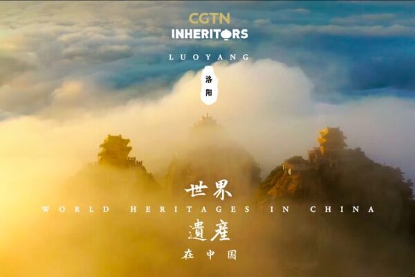 Descubre el Monte Laojun: La Montaña de Cuento de Hadas de China ⛰️✨ Descubre_el_Monte_Laojun__La_Montan_a_de_Cuento_de_Hadas_de_China____ video poster