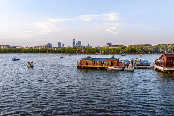 Descubre el Parque del Lago Nanhu: ¡El Oasis Verde de Changchun que Debes Ver! Descubre_el_Parque_del_Lago_Nanhu___El_Oasis_Verde_de_Changchun_que_Debes_Ver_ video poster